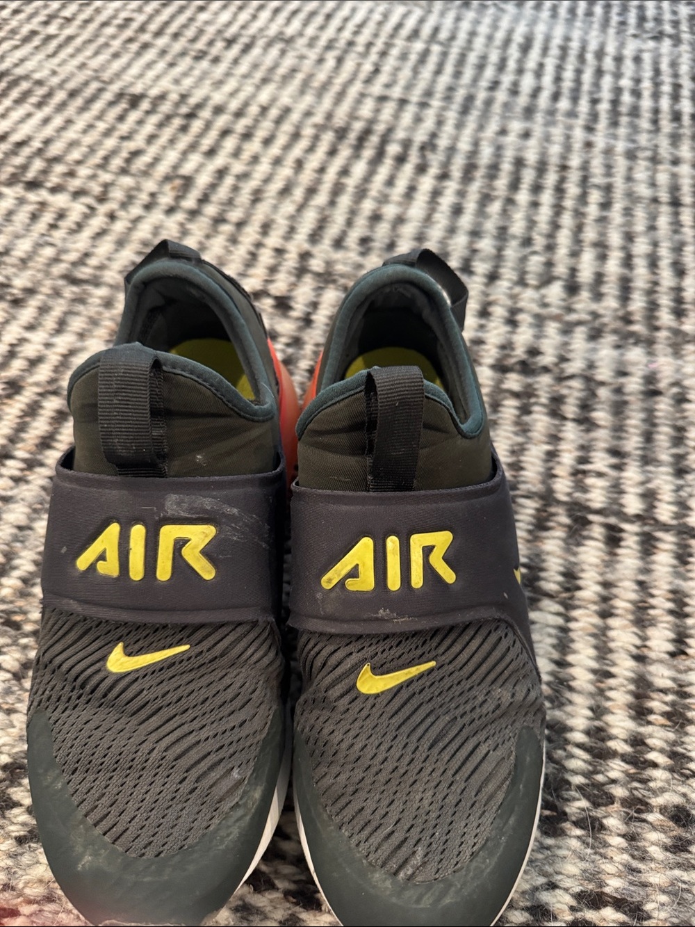 Nike Black and Yellow Slip-On Air Running Shoes